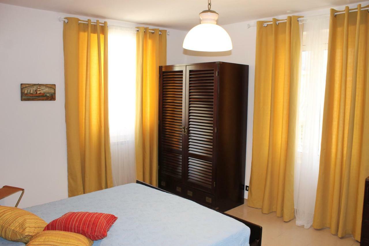 Capitan Nemo-Golfo Dei Poeti Apartment La Spezia Exterior photo